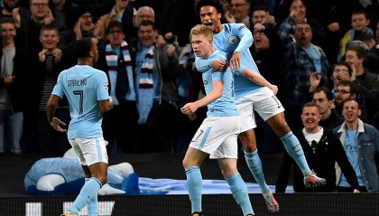  南安普敦门将神勇扑救五次，圣徒主场零封领头羊曼城