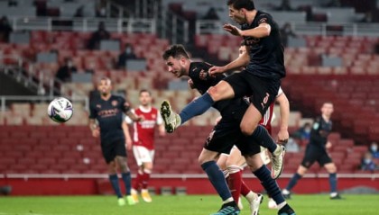  曼城青春风暴席卷伦敦 帕尔默福登双星闪耀斯坦福桥  