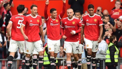  曼联绝杀西汉姆联，C罗替补破门  