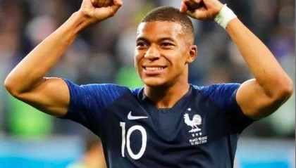  姆巴佩续约再生变数，皇马暗中接触法国天才  